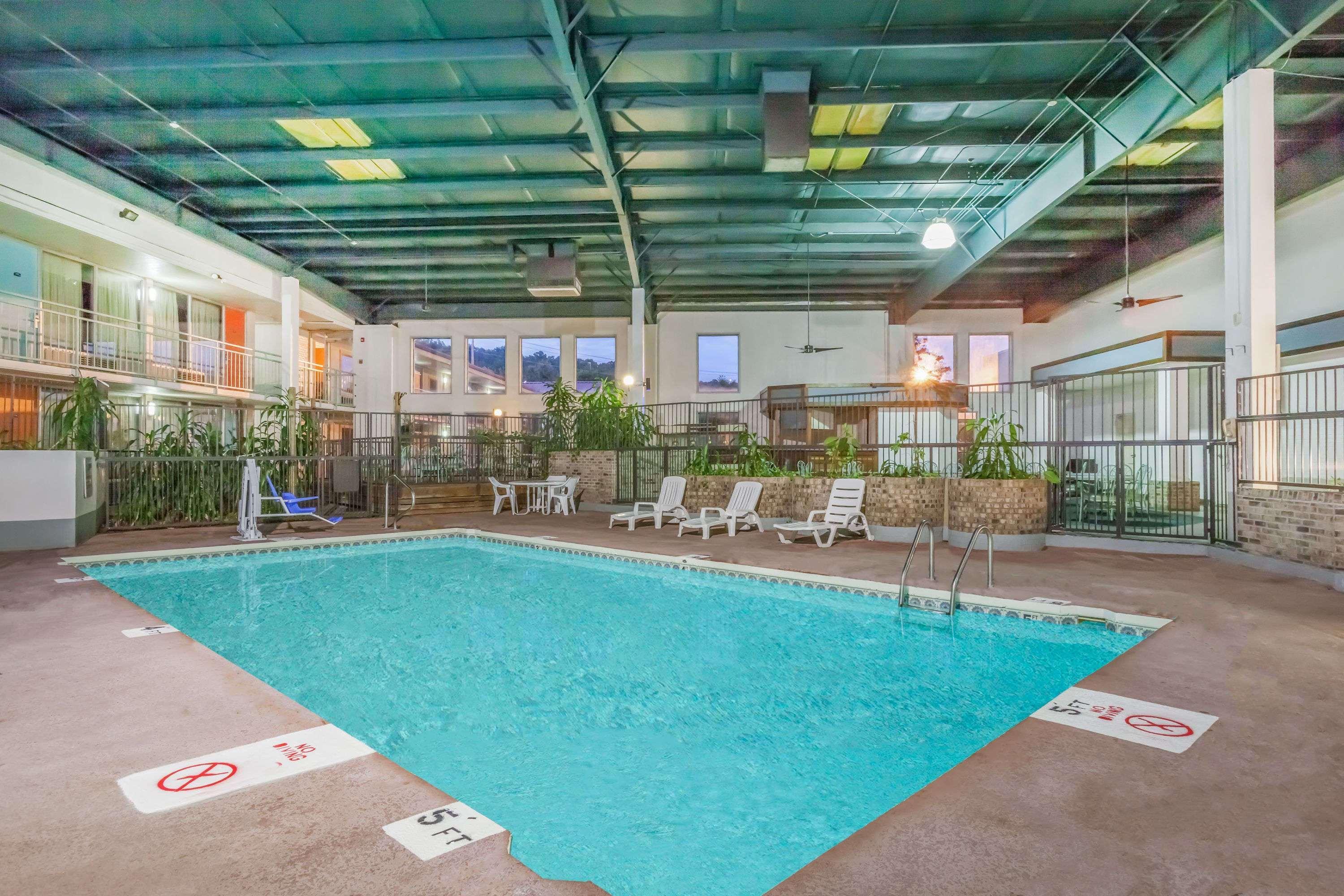 Howard Johnson By Wyndham Conway Exteriör bild