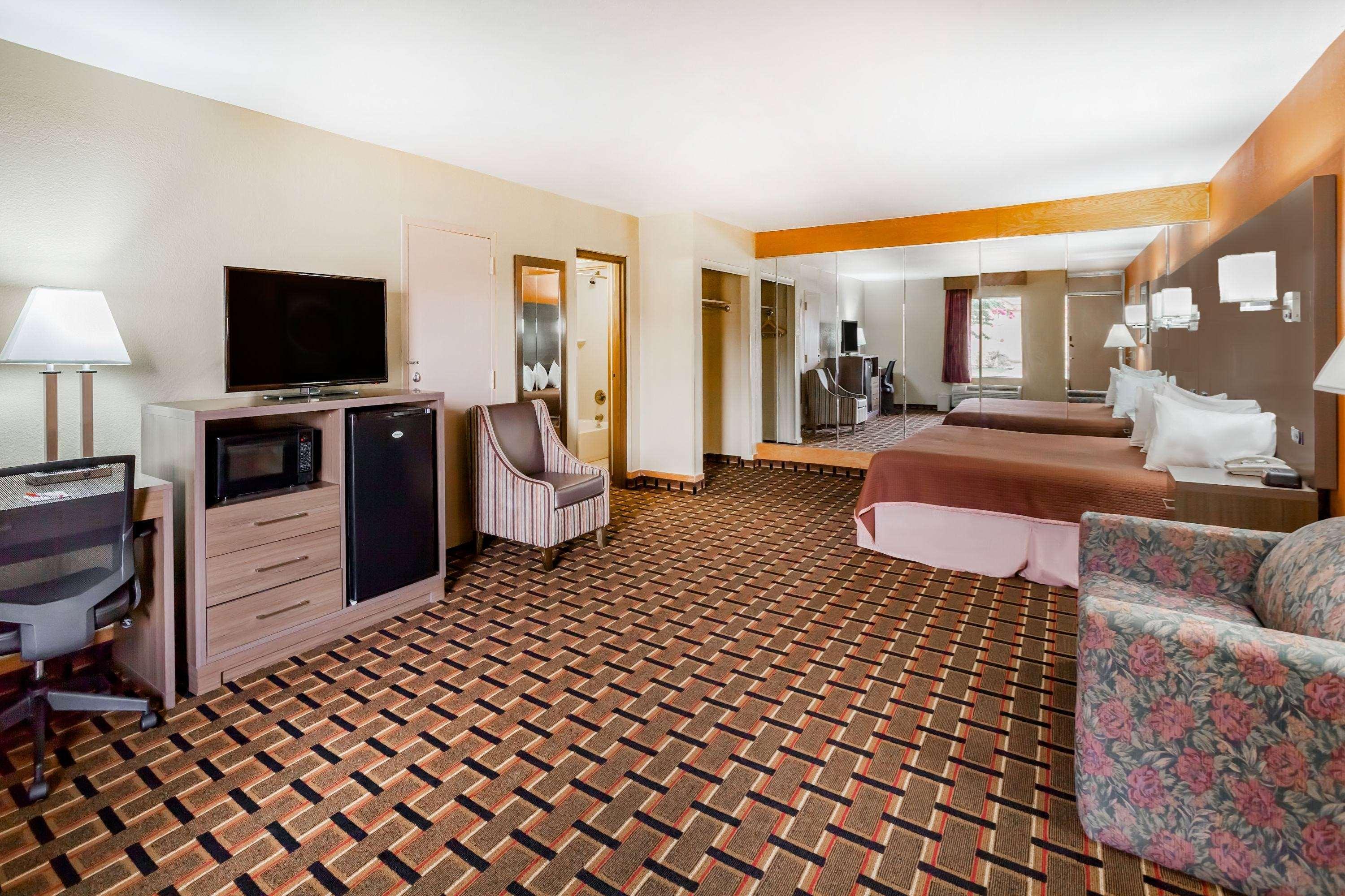 Howard Johnson By Wyndham Conway Exteriör bild