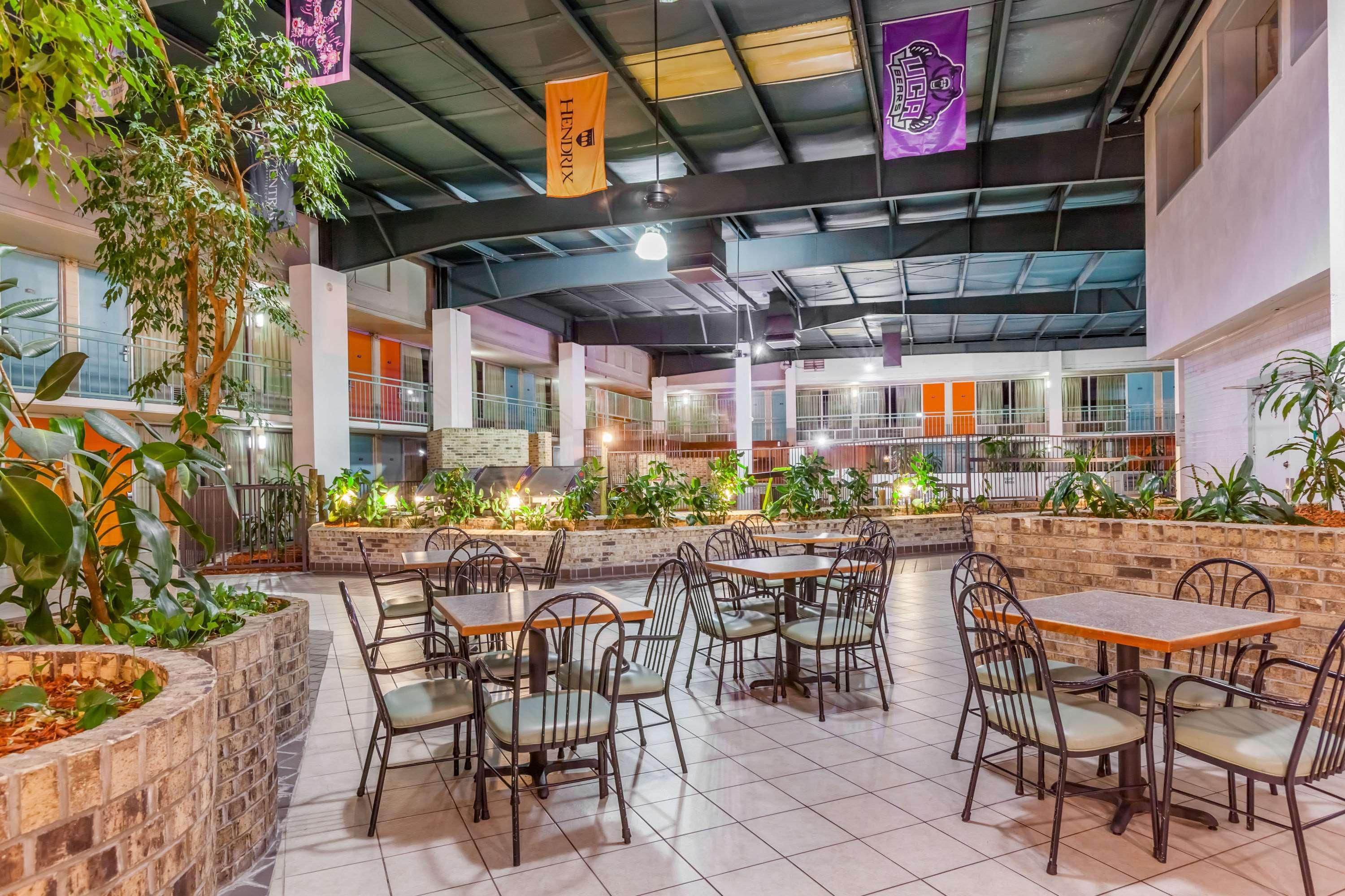 Howard Johnson By Wyndham Conway Exteriör bild